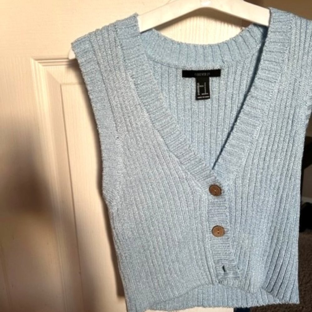 Light blue cropped sweater vest